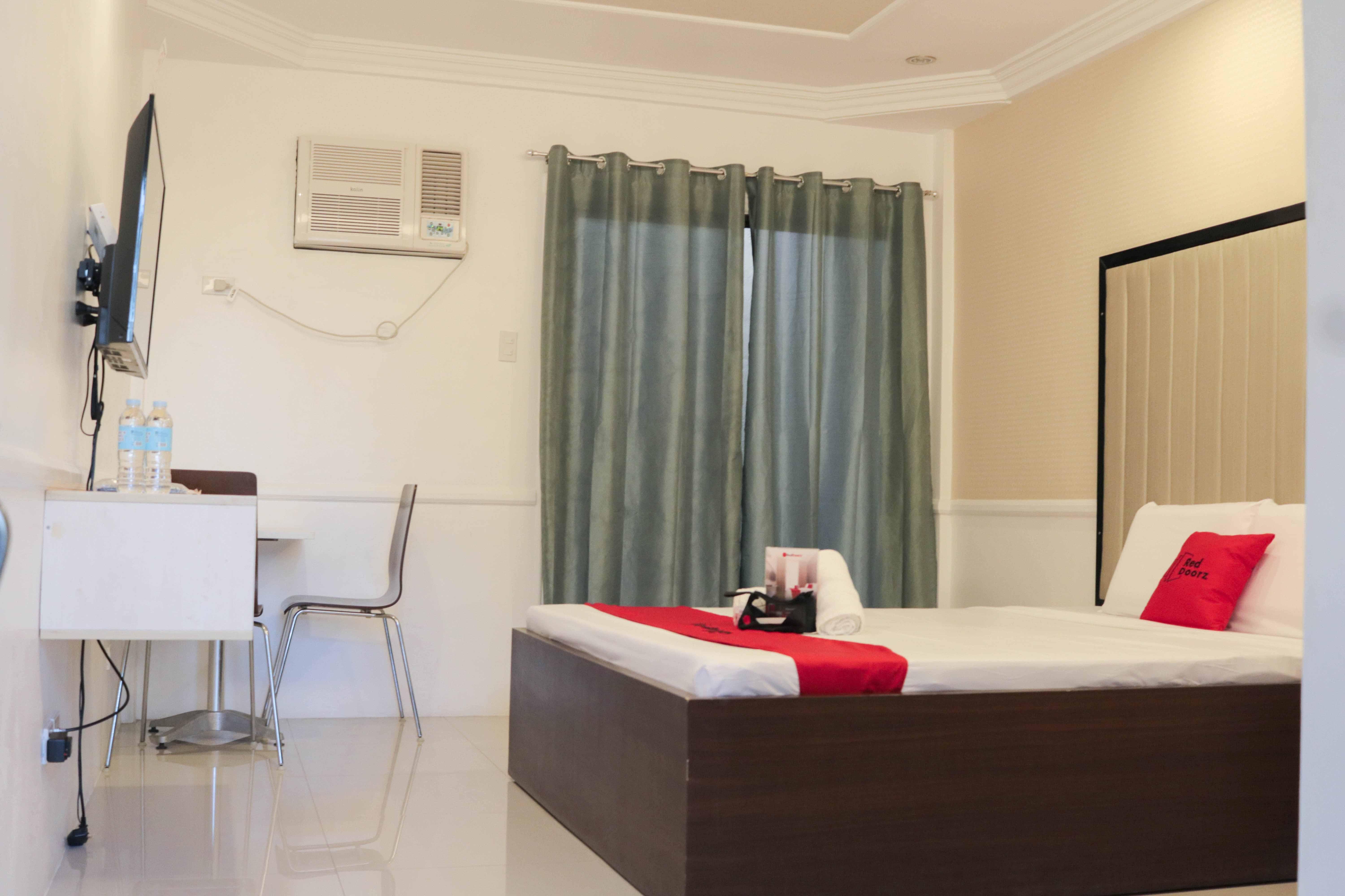 Reddoorz Premium @ Wireless Mandaue Cebu Hotel Екстериор снимка
